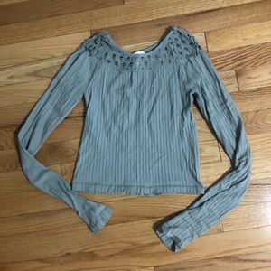 Aeropostale grey cropped top